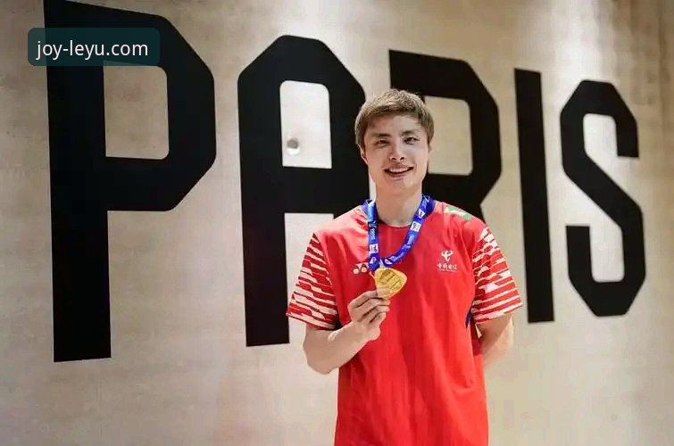 石宇奇亚锦赛夺冠全程详解：国羽男单八年等待终圆梦